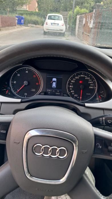 Audi A4 B8 2.0 Tdi 140CP 2008 POSIBILITATE RATE