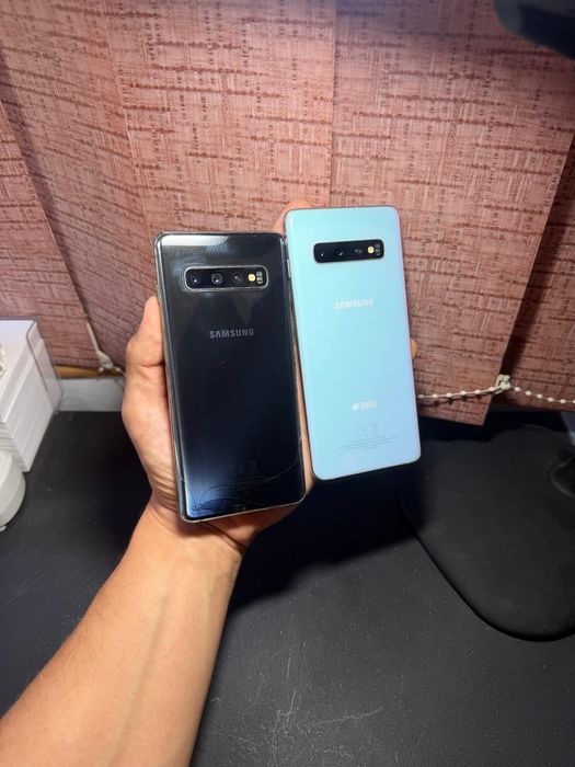 Samsung Galaxy S10 Negru/Alb, DualSIM, Memorie 128GB, 8GB RAM, Android 12