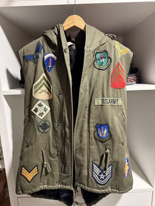 Дамски топъл елек