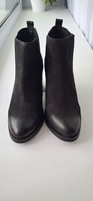 Нубуковые полусапоги Braska 38р