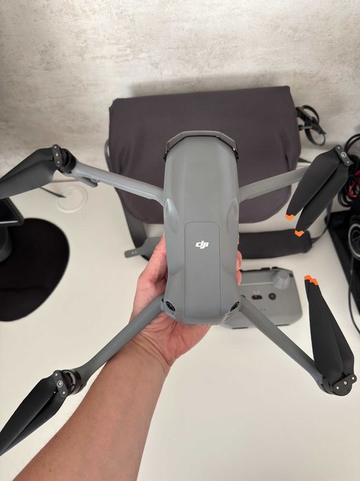 Квадрокоптер DJI Air 3S Combo