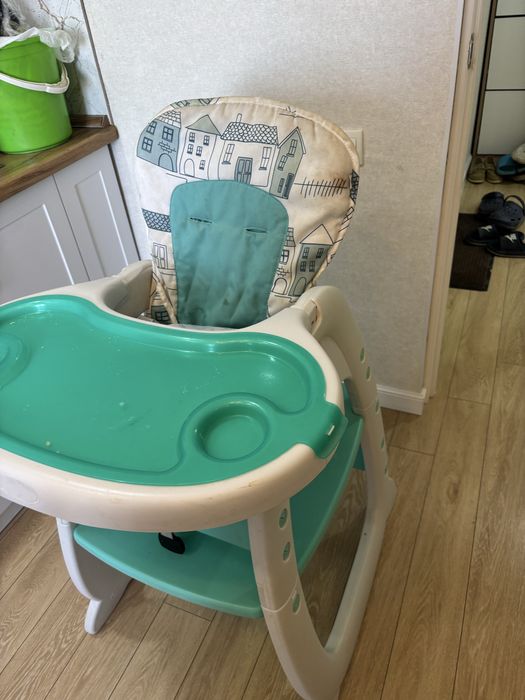 Стульчик для кормление babyton