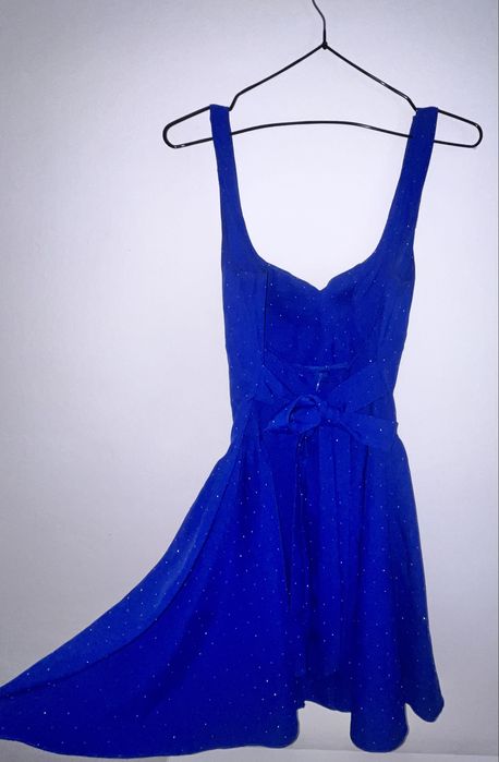 Rochie scurta.