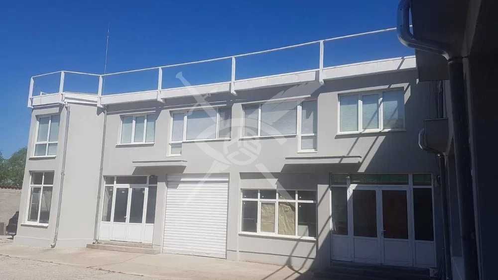 Дава се под наем Склад в с. Браниполе, Област Пловдив - 1630 кв.м за 780000 € - Снимка #3