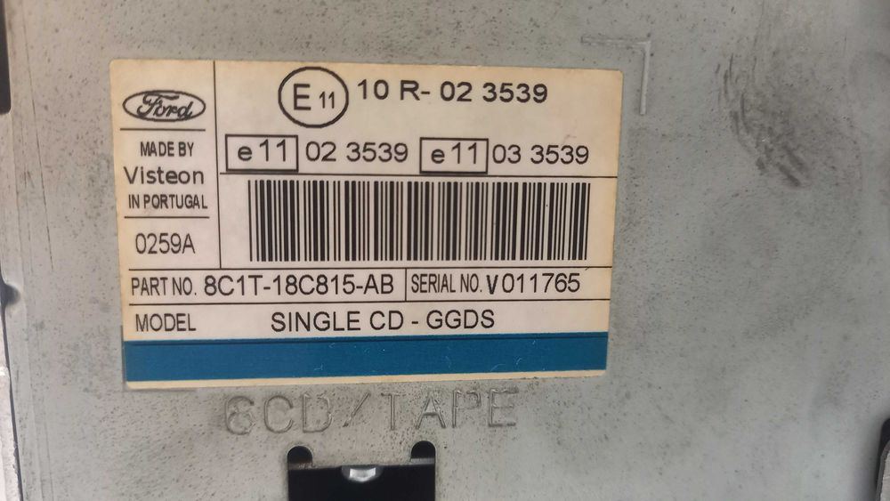 продам 2 din автомагнитолу Ford 6000 cd