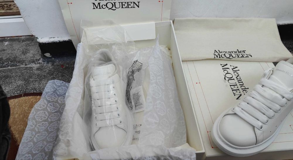 Alexander Mcqueen