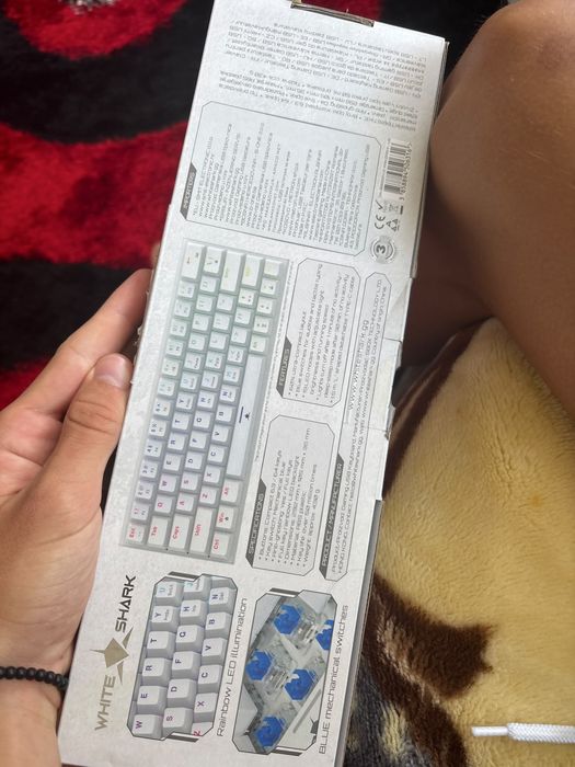 tastatura mecanica wakizashi-2 white shark