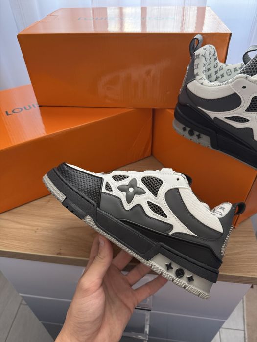 Adidasi Louis Vuitton / LV Skate / Black & White / Alb Negru