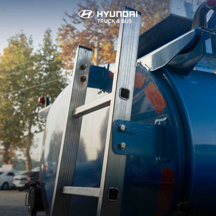 Автоцистерна для технической воды HYUNDAI EX8 4х2 объёмом 4 м3