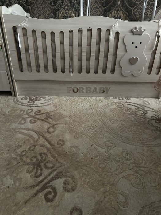 Детская кроватка