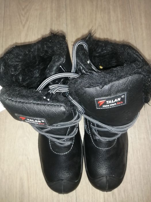 Новые берцы 42р зимние