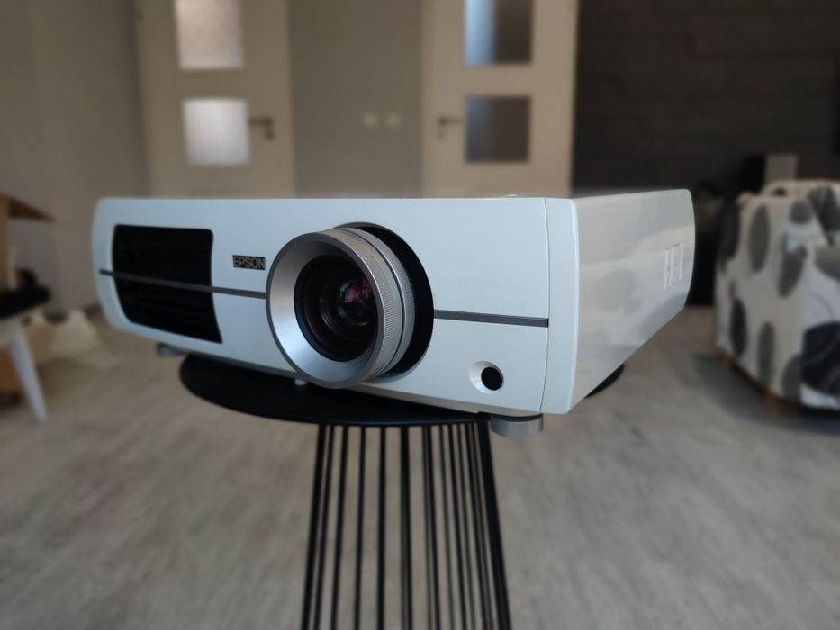 Проектор Epson EH-TW3200 Full HD 1080p – домашно кино