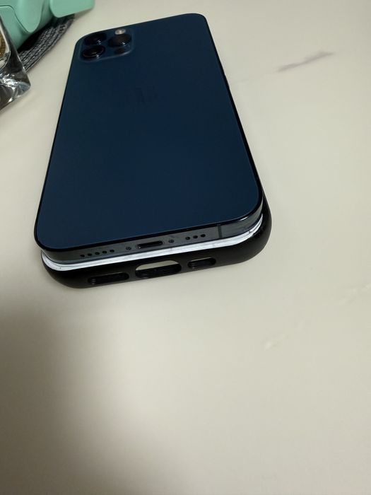iPhone 12 pro blue