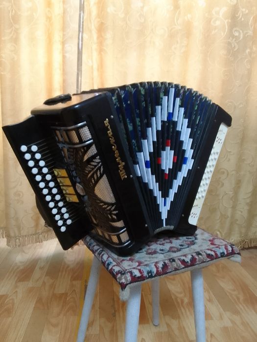 Продам гармонь "Тульская".