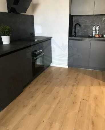 Дава се под наем Тристаен апартамент в Пловдив, Център - 82 кв.м за 285.6 € - Снимка #2