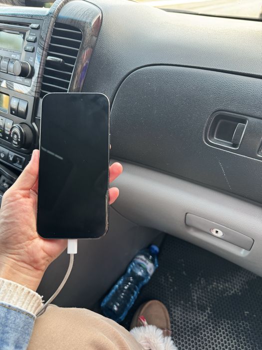 16 Pro Maks 256Gb sotiladi