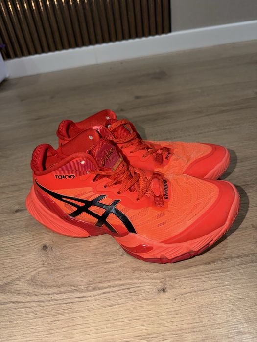 Продам кроссовки ASICS METARISE Tokyo