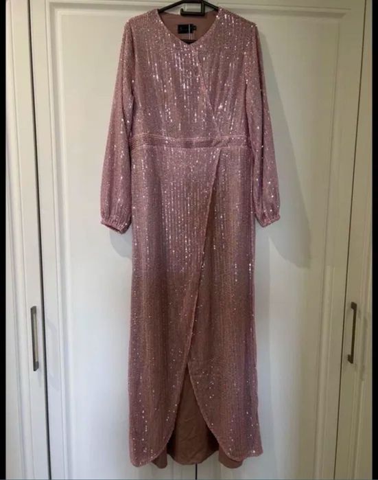 Срочно продам платье