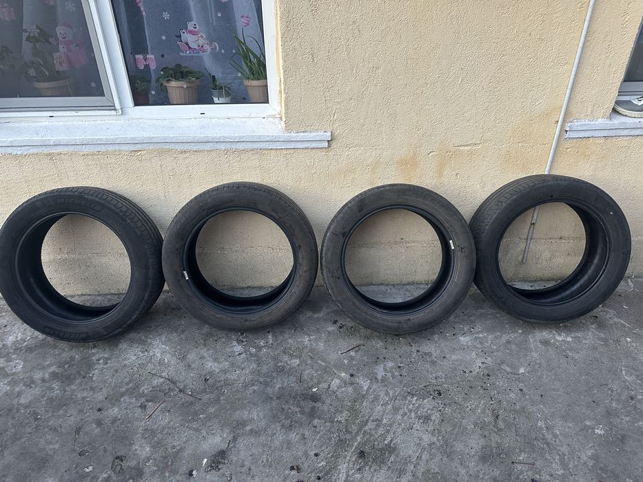 Anvelope Michelin vara  235/50/19
