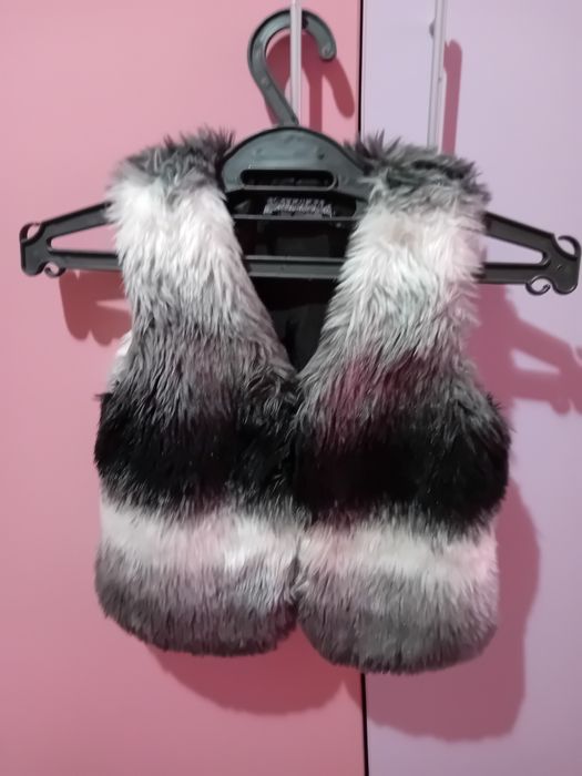 Детски елек за момиче