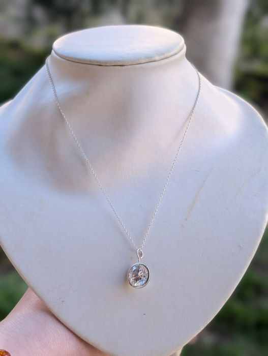 Vechi colier din argint de 925 , pandantiv cu zirconiu