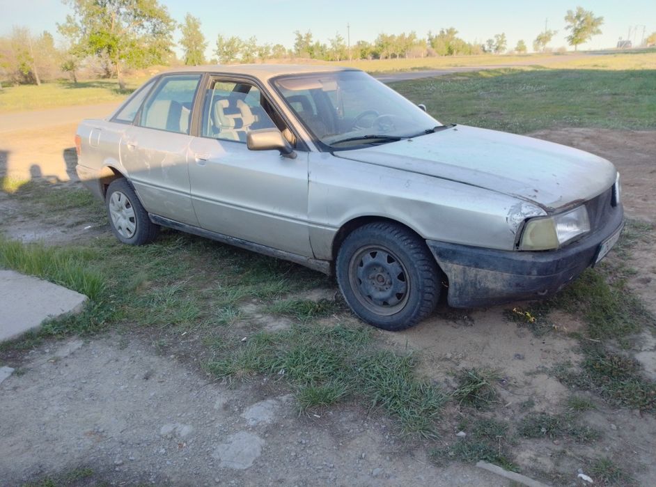 Продаю Audi 80 б3