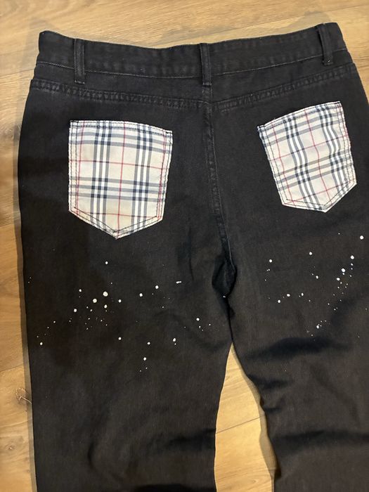 pantaloni burberry flared negri marimea M