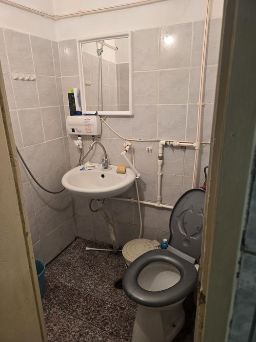Vand apartament 3 camere