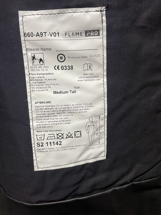 Echipamente uniforme pompieri Flame Pro si Nomex