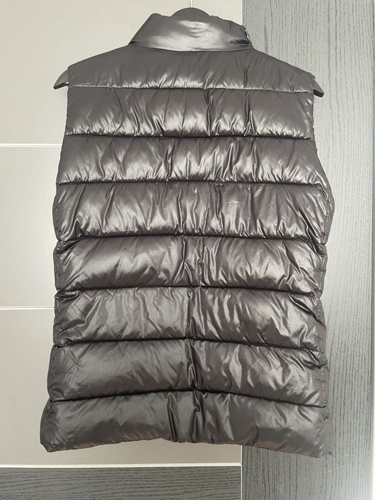 Vesta neagra Moncler