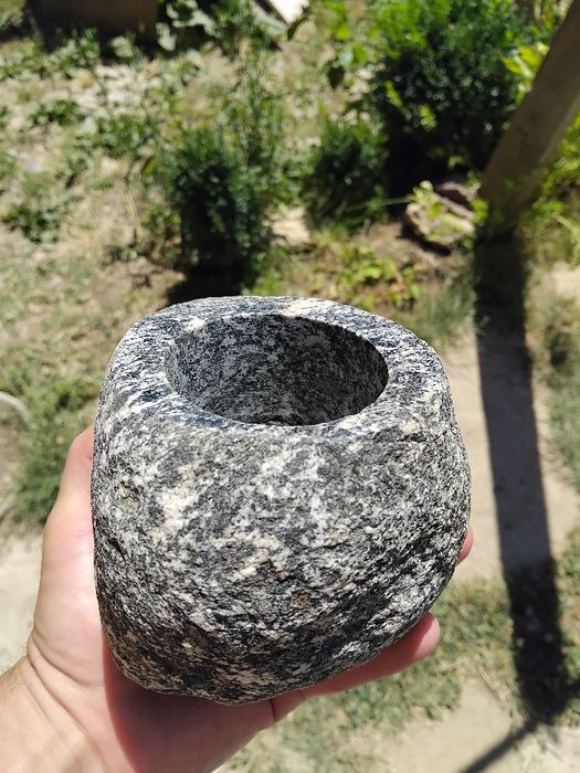 Аксесоари за баня от естествен камък