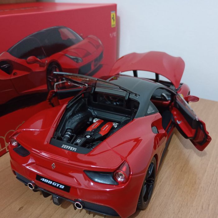 Machetă Ferrari 488 GTB.