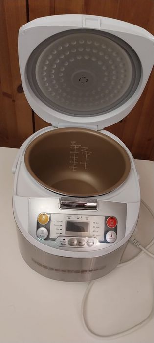 Vand Multicooker Philips Viva Collection