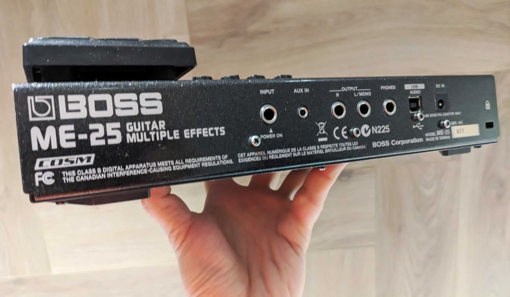 Гитарный процессор Boss ME 25