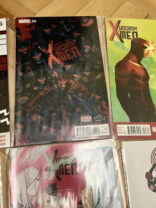 Uncanny X-men комикс колекция