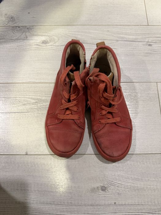 Оригинални детски боти Timberland номер 32 с подарък кецове номер 31