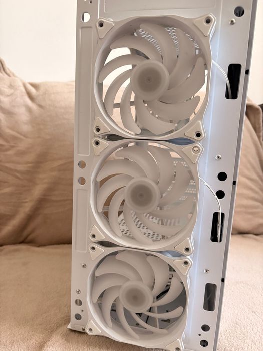 Carcasa ALPHAGEAR white, Mid Tower