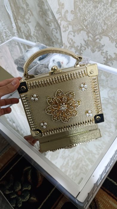 Келинлик сумка сотилади янги