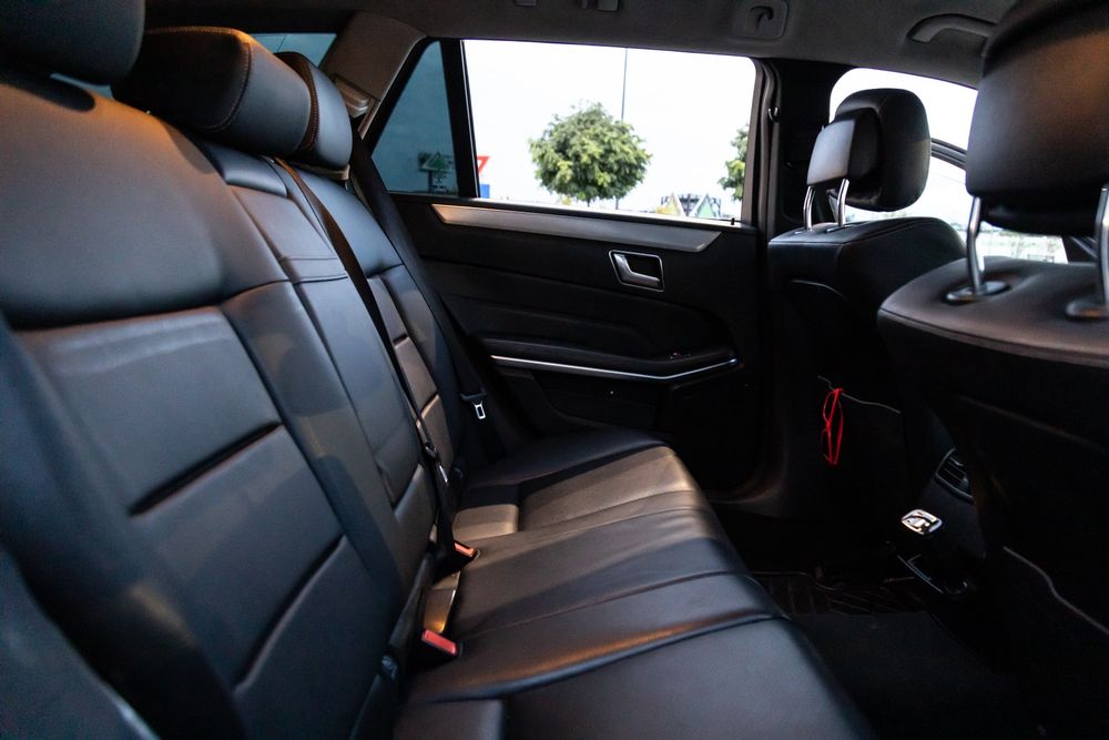 Mercedes Benz E200 W212