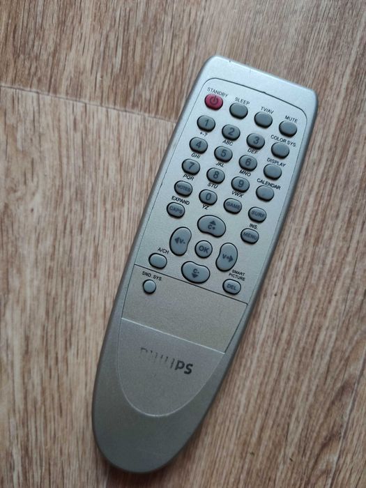 Телевизор цветной philips