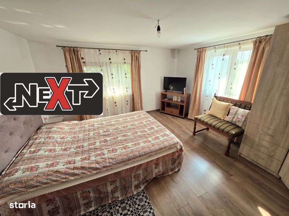 Casa cu etaj Savinesti