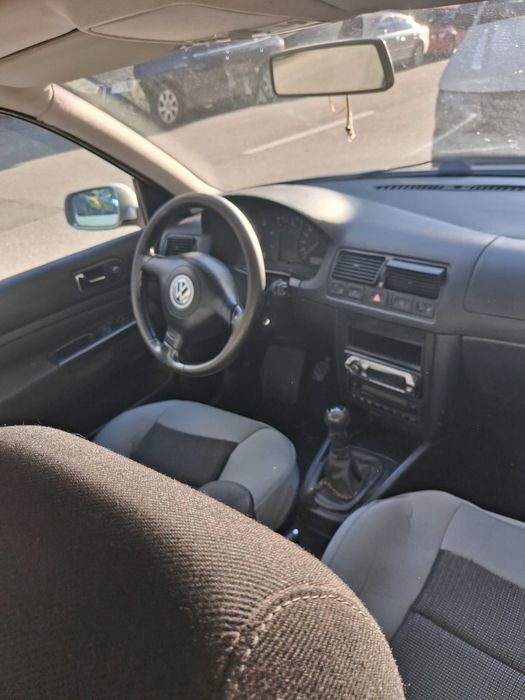 VOLKSWAGEN Golf 2000 — imagine 5