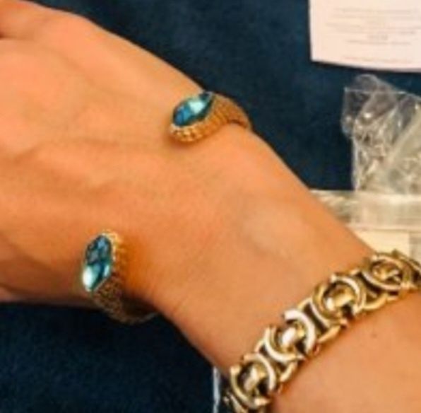 Just Cavalli дамска позлатена гривна със сини топази