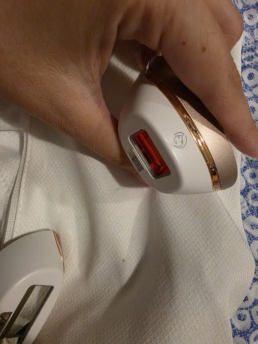 Фотоепилатор Philips Lumea Advanced