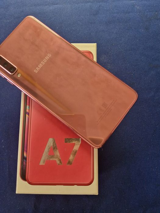 Продам самсунг А7