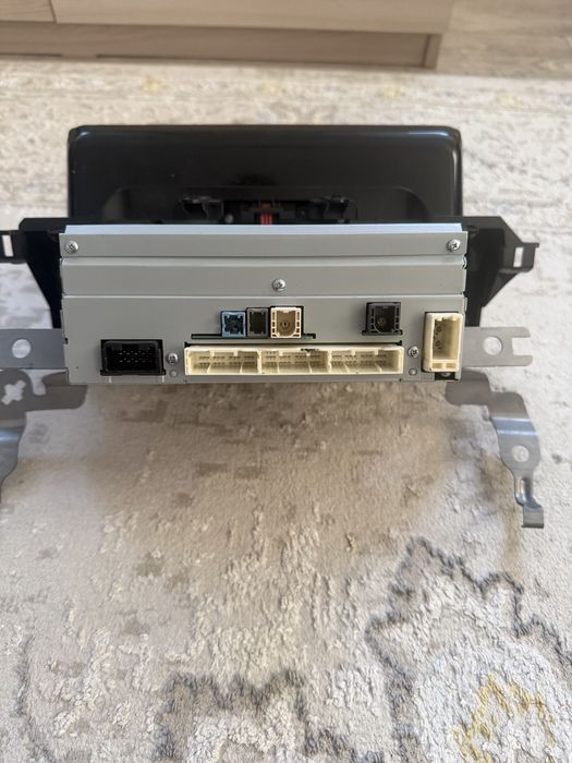 Продам автомагнитолу