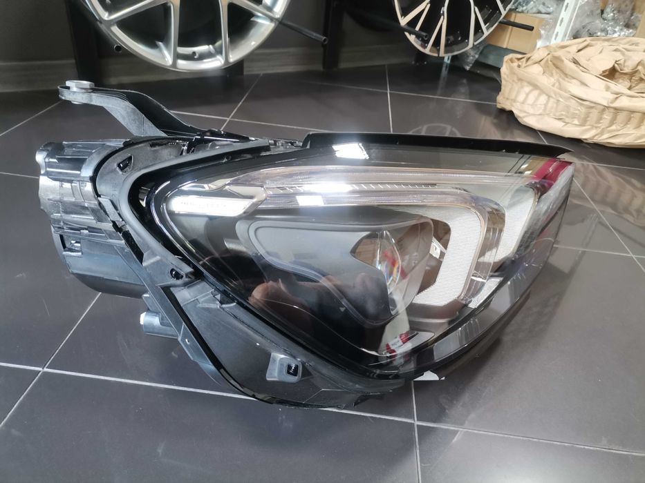 К-т Десен Фар Mercedes GLE W167 167 Full LED High Performance Като Нов
