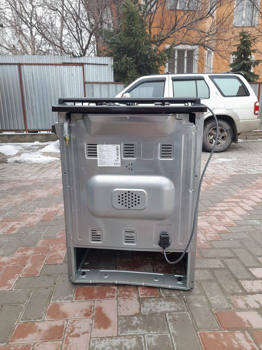 Продам плиту четырехкомфорную