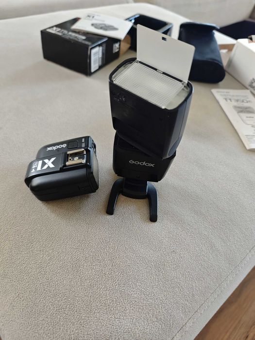 Комплект светкавица и синхронизатор / тригер GODOX за фотоапарати Fujifilm