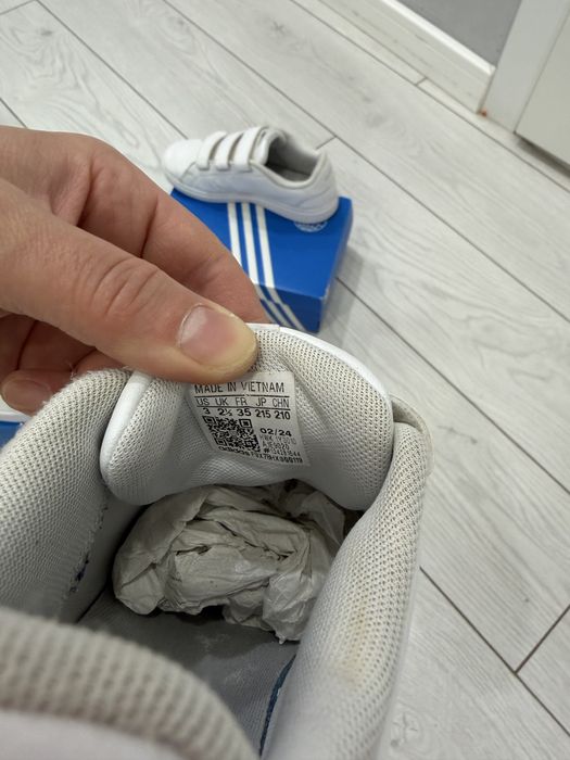 Кроссовки адидас детские